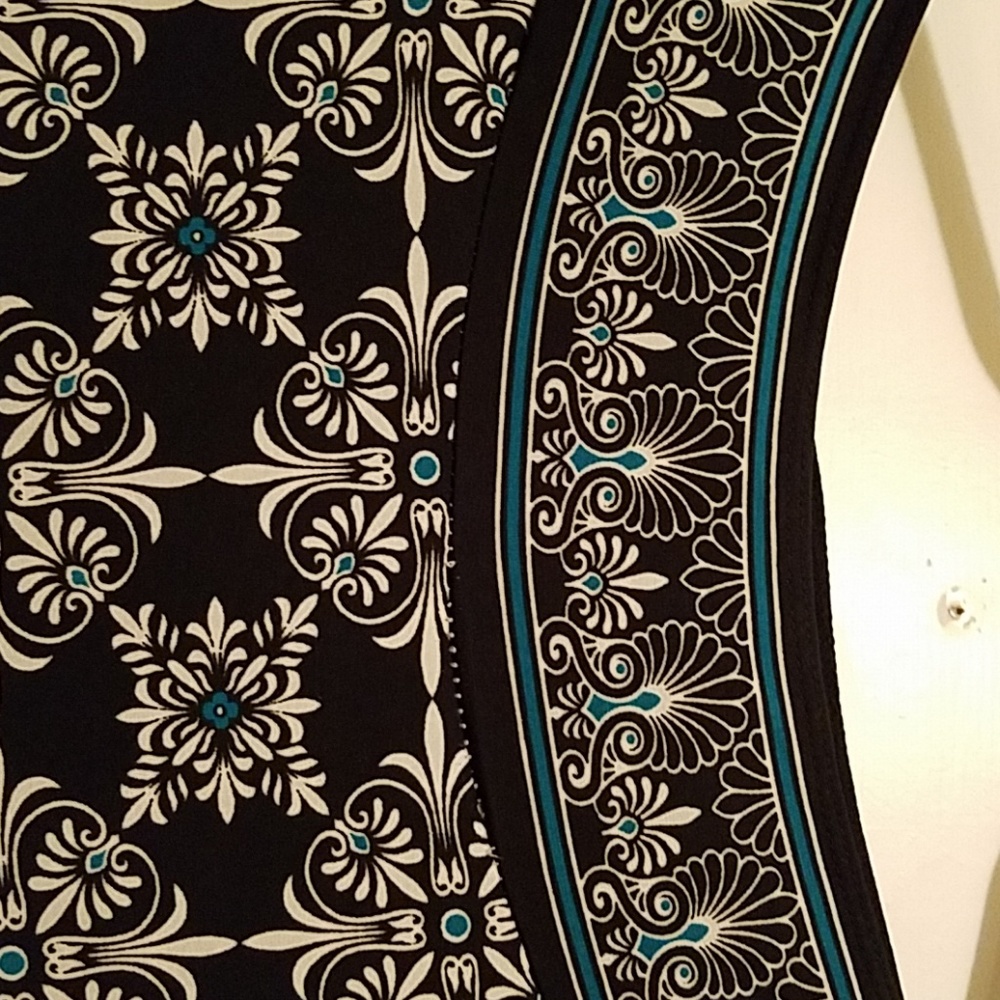 Max Edition Black/Teal/White Dress